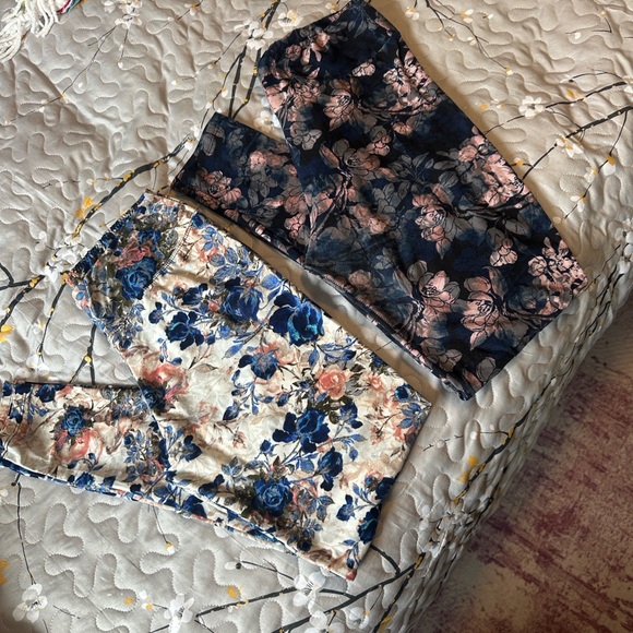 Floral Patterned Leggings Set Tall & Curvy - Picture 3 of 5